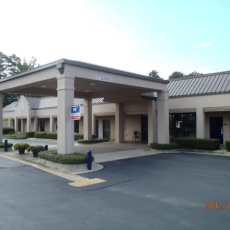 Days Inn By Wyndham אלכסנדר סיטי מראה חיצוני תמונה